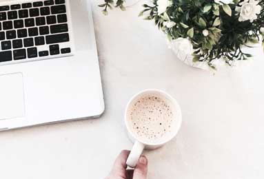 篮球巅峰对决：勇士vs骑士激情碰撞